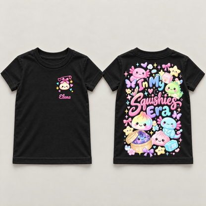 Tricou pentru copii – In My Squishies Era cu nume – cu jucărie de strâns – Personalizat #98212 [PC-MOCKUP:cmv14gyib008dp7f2zguq3qn9:ad5807f9cd8a18853bcf3063:ad5807f9cd8a18853bcf3063724346e5bfb67f5699a38727a5df2dd9ec24c3b8]